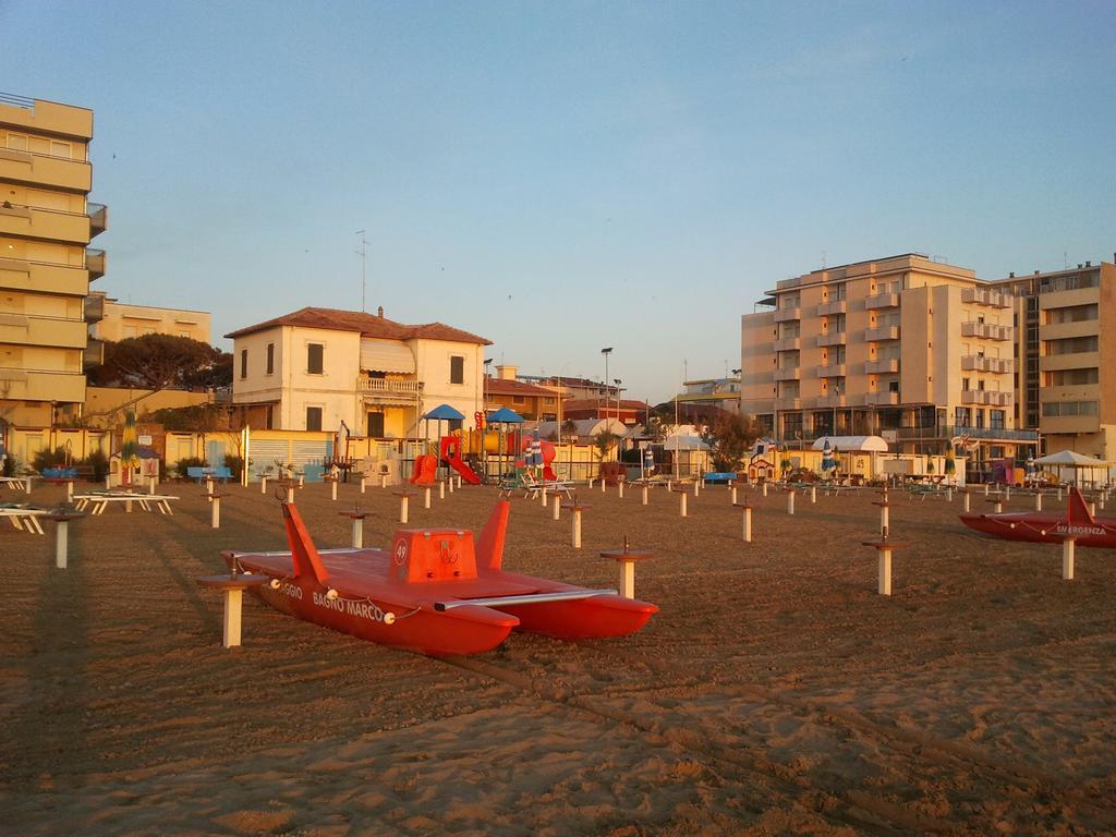 Hotel Cadiz Rimini Exterior photo